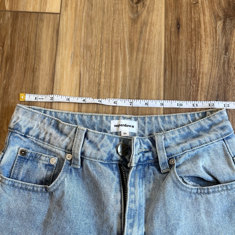 Superdown Straight Leg Light Wash Jeans Sz 25 - Picture 8 of 10
